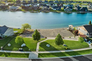 Radiant Lake Community