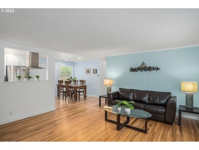 Living Room/Dining Room