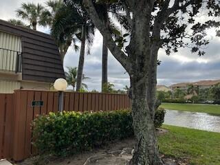 1513 15th Ct, Jupiter, FL 33477 - photo 2