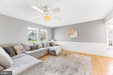 45523 Kilbeggan Ct, Great Mills, MD 20634 - photo 5