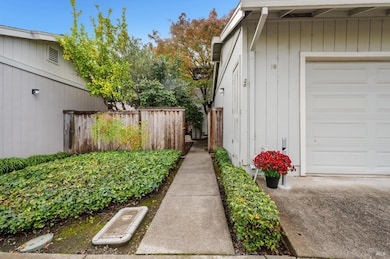 19 Vanessa Ct W, Napa, CA 94558 - photo 5