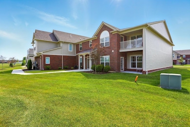 21925 Andover Dr, Macomb, MI 48042 - photo 3