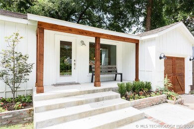Mid-Century Modern light fixtures, well-designed l