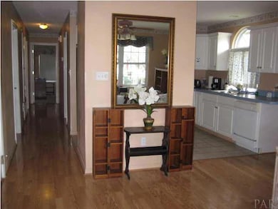 7826 Homestead Cir, Pensacola, FL 32526 - photo 3