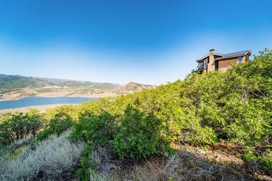4_Exterior_high_3553839