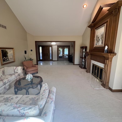 2845 Hunters Bluff, Bloomfield Hills, MI 48304 - photo 4