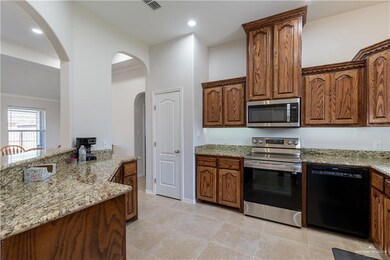 2211 Bald Cypress Dr, Weslaco, TX 78596 - photo 5