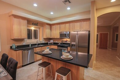 8904 N 15th Ln Phoenix AZ 85021-11