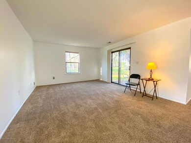 25 Farragut Square, Freehold, NJ 07728 - photo 4