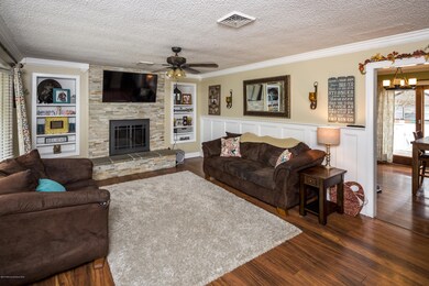 05_Living Room
