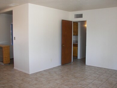 4426 E 17th St, Tucson, AZ 85711 - photo 6
