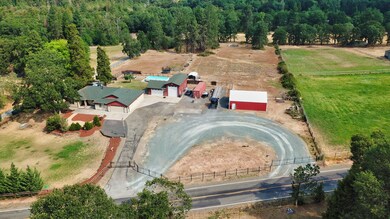 5450 Hugo Rd, Grants Pass, OR 97526 - photo 5