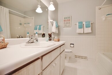 3021 W Nemesis Ave, Waukegan, IL 60087 - photo 2