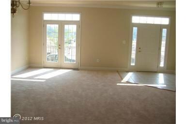 608 Cedar Spring St, Gaithersburg, MD 20877 - photo 3