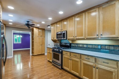 1304 N Trinity St, Decatur, TX 76234 - photo 2