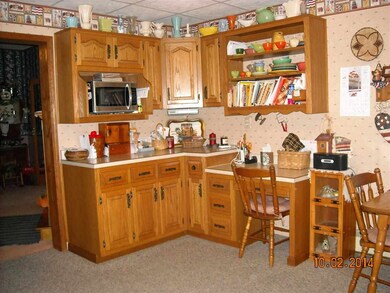 Built-in desk in kitchen