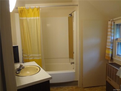 Upstairs bathroom