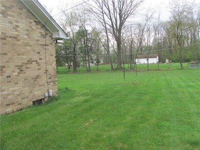 125 Pellegrene Dr, Homer City, PA 15748 - photo 2