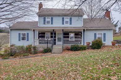 Welcome to 240 S Thompson Ln! 