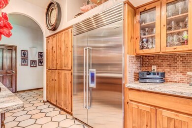 kitchen refrigerator
