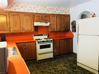 5381 Ridgewood St, Lorain, OH 44055 - photo 7