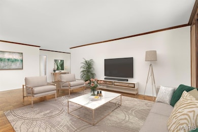 Executive House Apartments unit 10F, Saint Louis, MO 63108 - photo 4