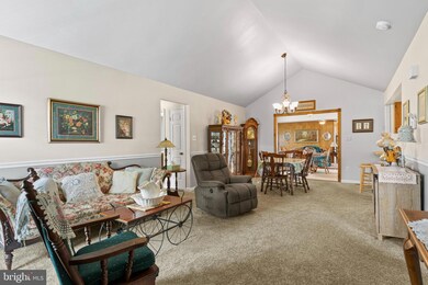 6934 Maplewood Dr, Bealeton, VA 22712 - photo 4