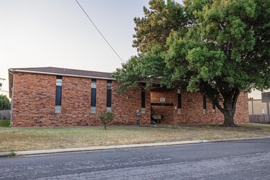 122 Harmon Rd unit 113, Hurst, TX 76053 - photo 2