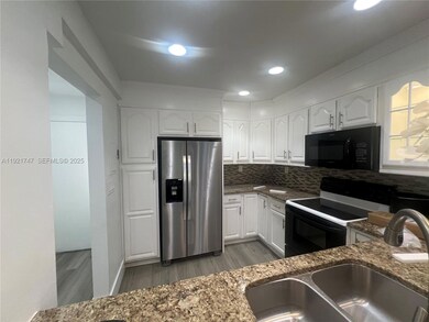 11227 SW 88th St unit 205 D, Miami, FL 33176 - photo 5