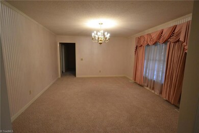 1357 Old Cox Rd, Asheboro, NC 27205 - photo 4