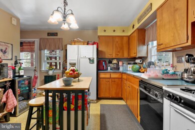 6100 Windham Rd, Laurel, MD 20707 - photo 7