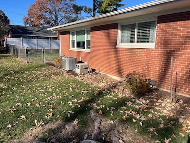 622 Windsor Rd, Troy, OH 45373 - photo 5