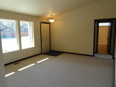 2727 E Pineglen Ave, Mead, WA 99021 - photo 3