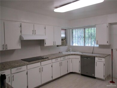 1600 S Orange Ave, Weslaco, TX 78596 - photo 5