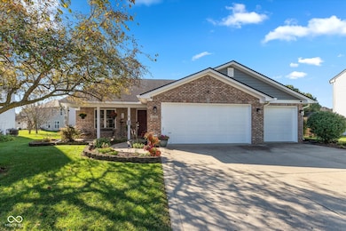 1081 Country Meadow Ct, Franklin, IN 46131 - photo 2