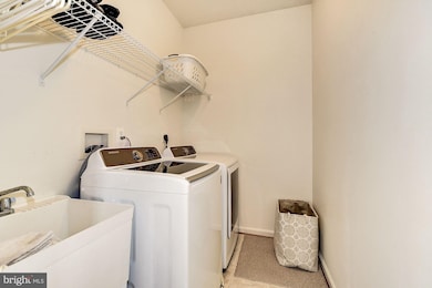 8212 Red Gate Ct, Bowie, MD 20715 - photo 7