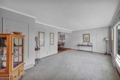 30603 Crescent Dr, Willowick, OH 44095 - photo 4