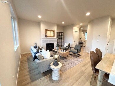 322 W 17th St, Lafayette, OR 97127 - photo 7