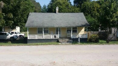 408 W 10th St, Columbia, TN 38401 - photo 2