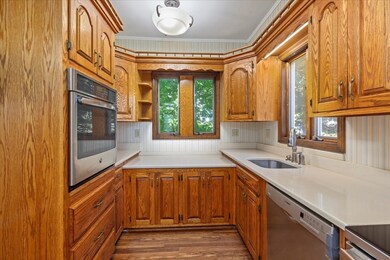 166 Pleasant St, Methuen, MA 01844 - photo 7