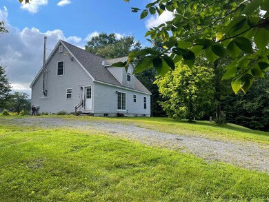 331 Old Codding Rd, Putney, VT 05346 - photo 3