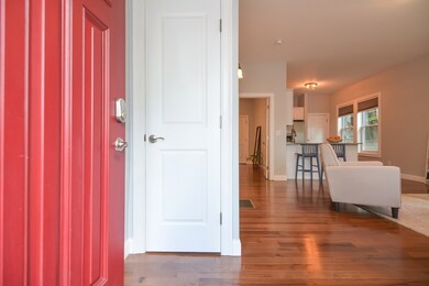 22 Lake St, Somerville, MA 02143 - photo 5