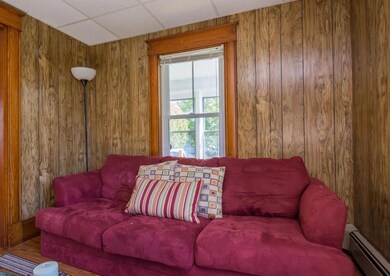 Notice the Trim around the windows.
