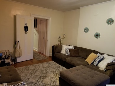 709 Warren St unit 4, Hudson, NY 12534 - photo 3