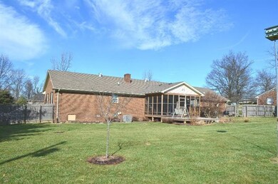 150 Cherry Dr, Harrodsburg, KY 40330 - photo 3