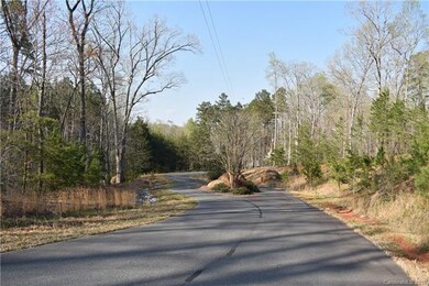 190 Lago Vista Dr unit 10, New London, NC 28127 - photo 6