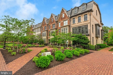 10749 Symphony Park Dr, Rockville, MD 20852 - photo 4