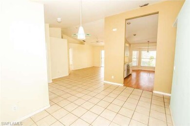 5977 Star Grass Ln, Naples, FL 34116 - photo 4