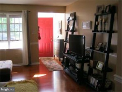 19 Shady Brooke Ln, Swedesboro, NJ 08085 - photo 2