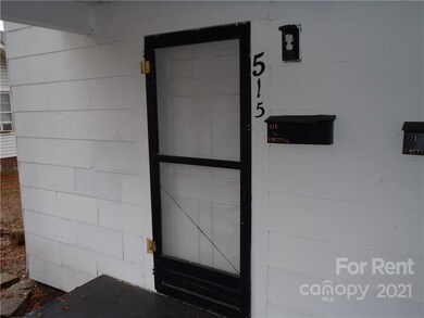 515 S Meeting St, Statesville, NC 28677 - photo 2